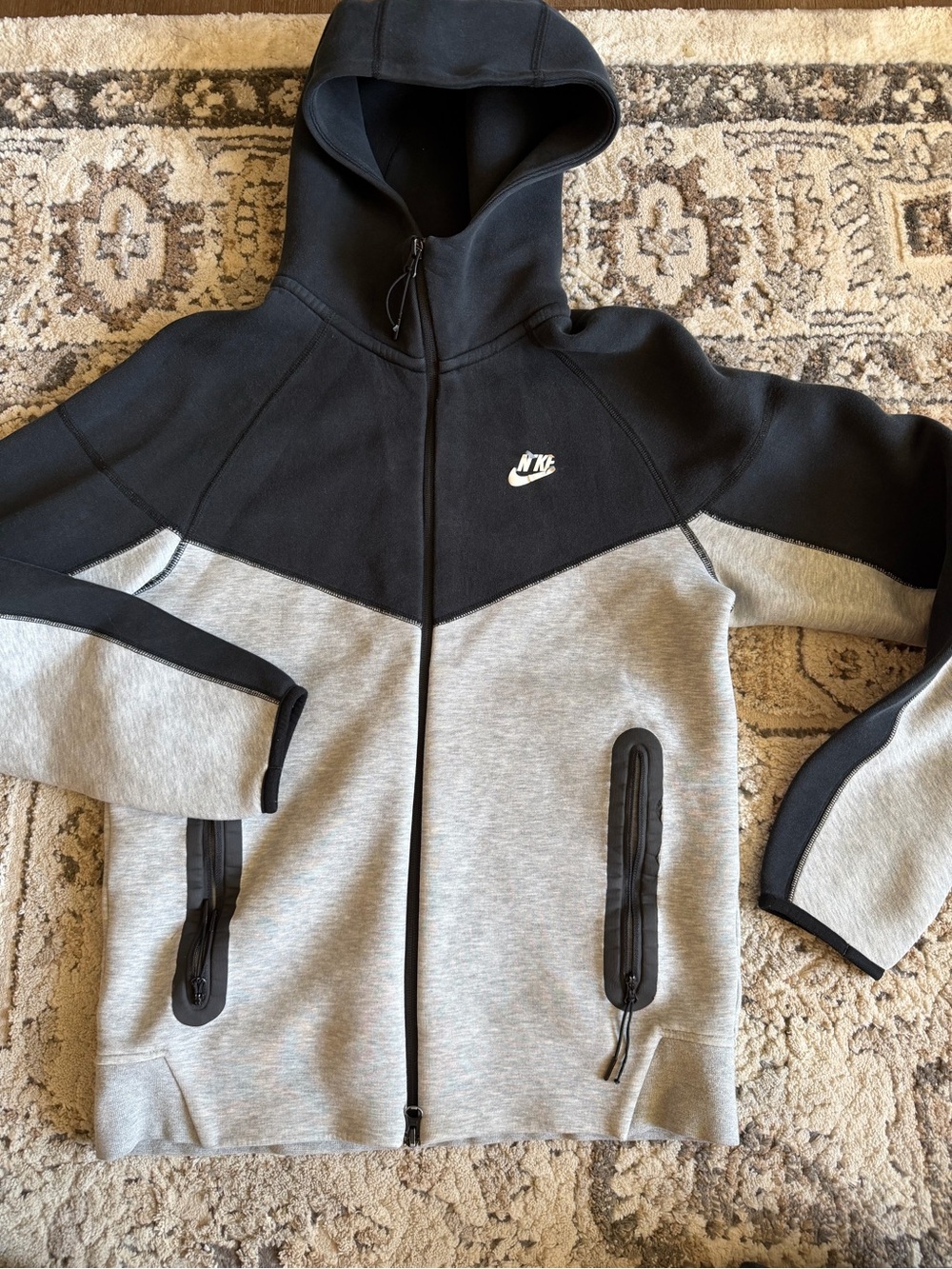 Nike Black and Gray Full-Zip Hooded Sweatshirt